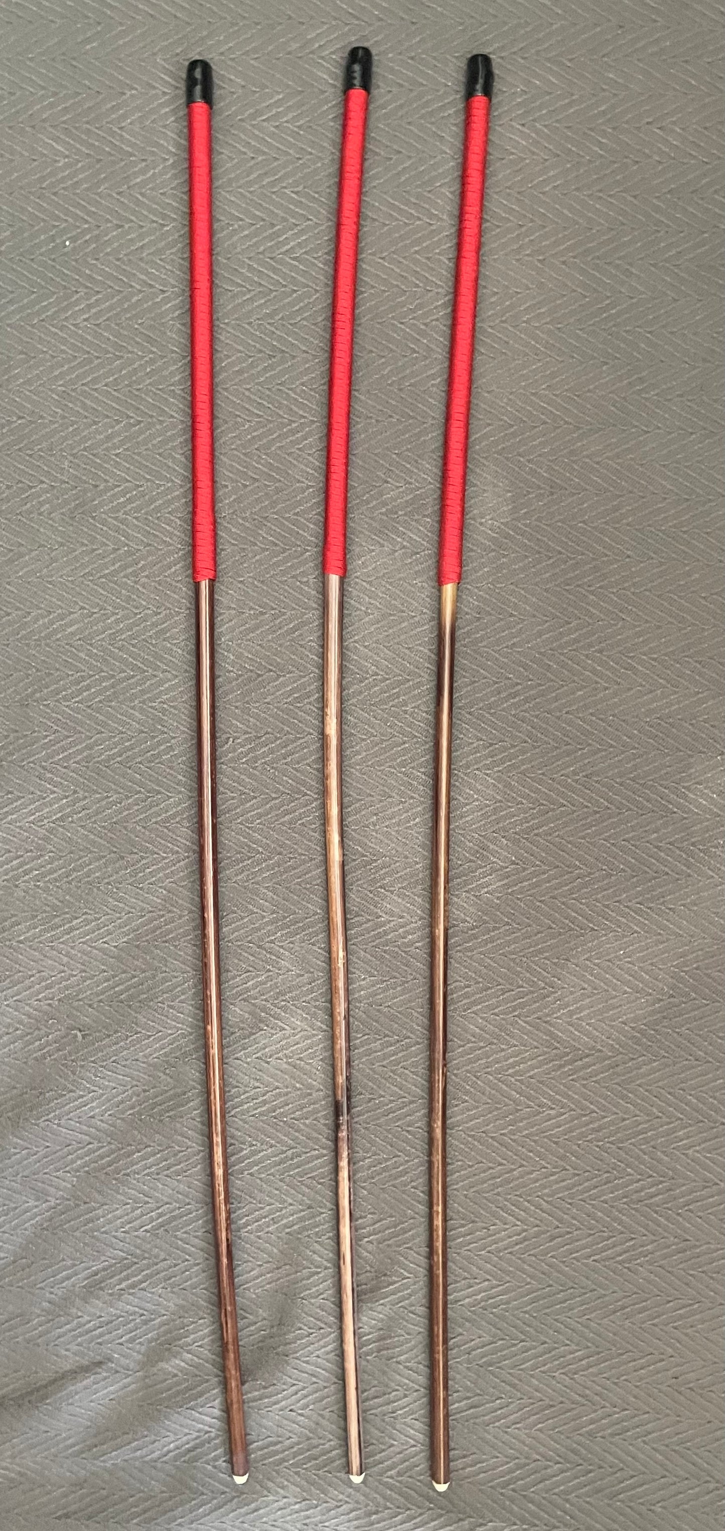 No Knot Smoked Dragon Canes Set of 3 / Knotless Smoked Dragon Canes / Ultimate Canes - NO KNOT PRO SET - 90 - 92 cms Length - 12" BLACK Kangaroo Leather OR RED / BLACK Paracord Handles